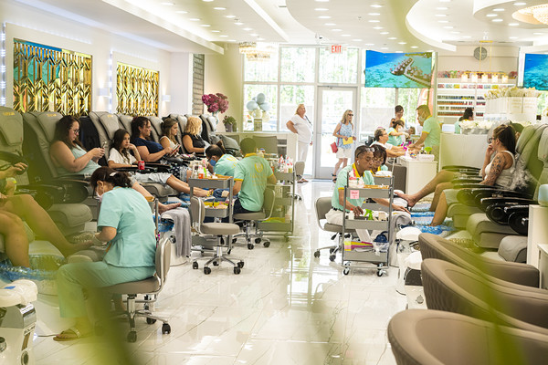 ULTRA LUX NAIL SPA & BEYOND-NON TOXIC SPA nail photo 5