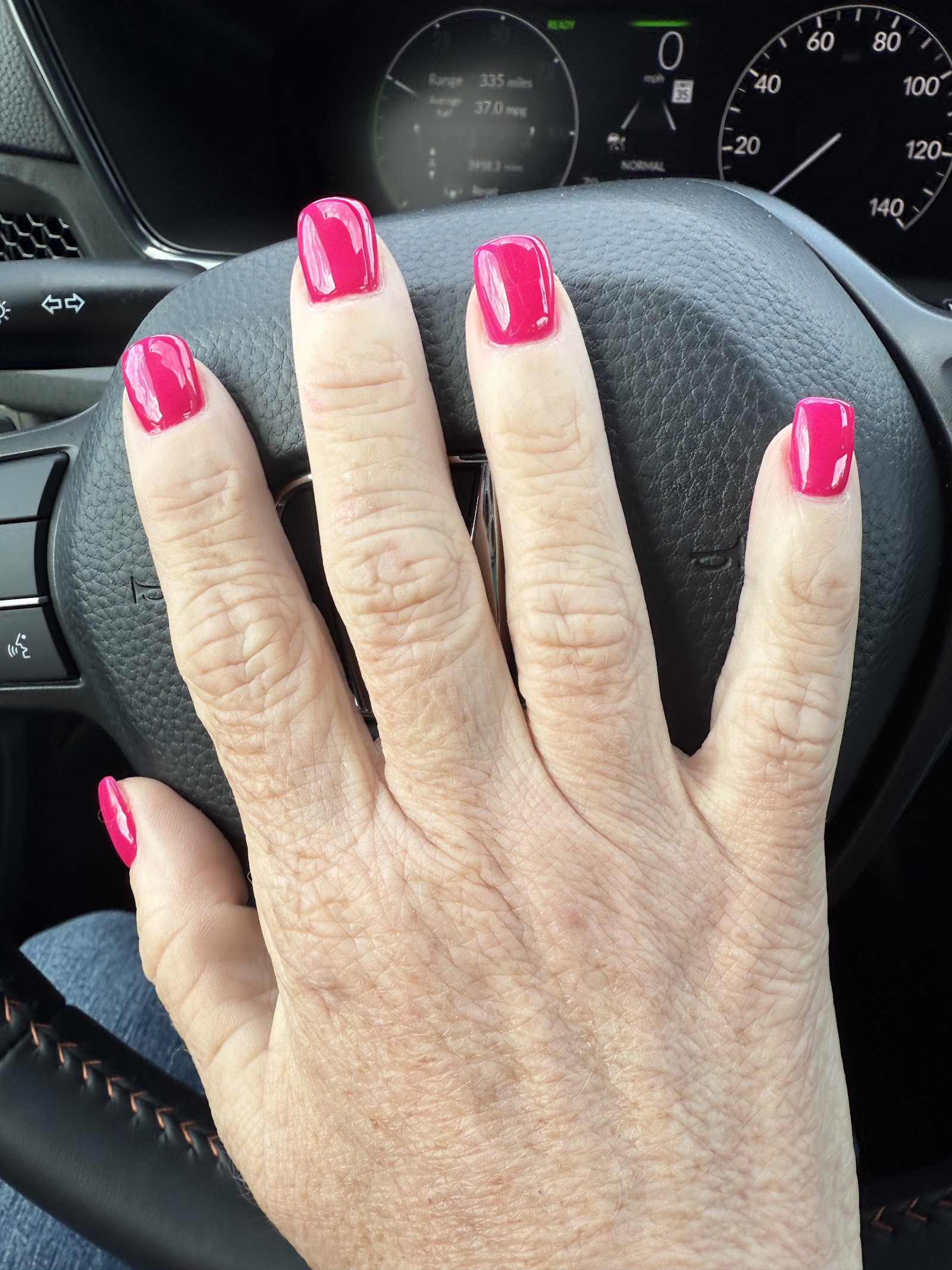 ULTRA LUX NAIL SPA & BEYOND-NON TOXIC SPA nail photo 6